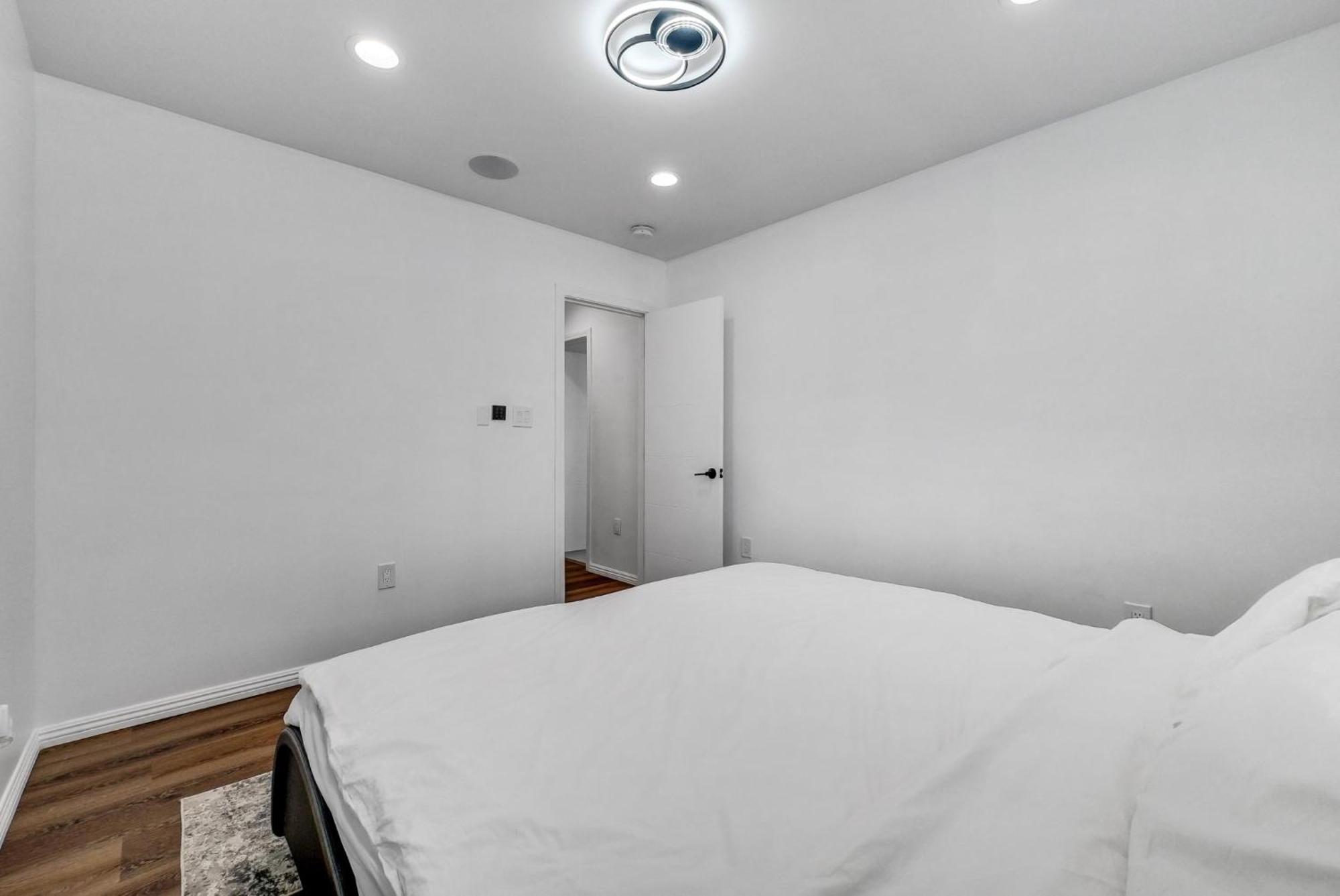Luxury 4 Bedroom Villa ハンティントンビーチ エクステリア 写真