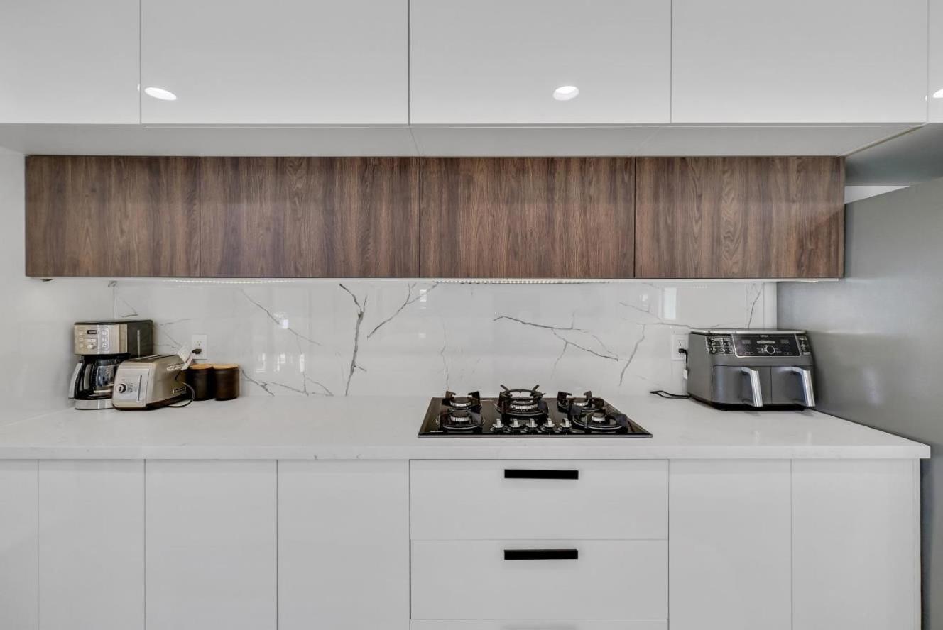Luxury 4 Bedroom Villa ハンティントンビーチ エクステリア 写真