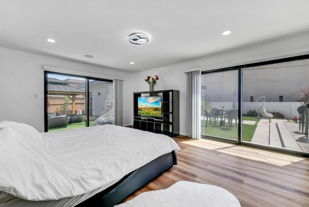 Luxury 4 Bedroom Villa ハンティントンビーチ エクステリア 写真